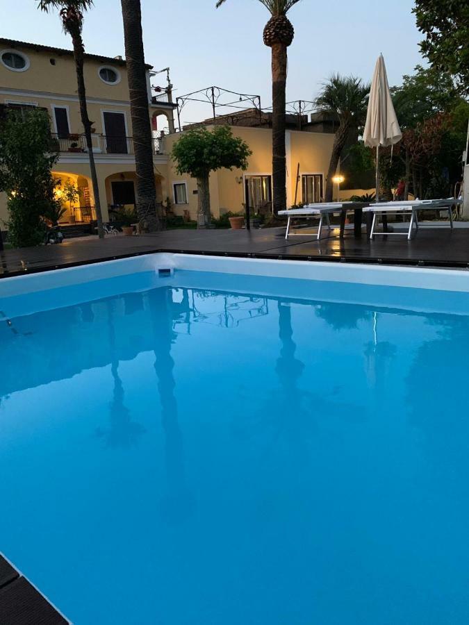 Villa Lucia Terrazza Panoramica カステッランマーレ・ディ・スタービア エクステリア 写真