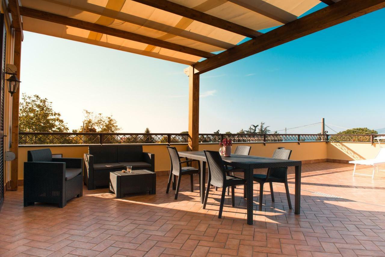 Villa Lucia Terrazza Panoramica カステッランマーレ・ディ・スタービア エクステリア 写真