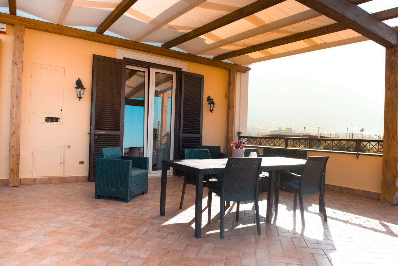 Villa Lucia Terrazza Panoramica カステッランマーレ・ディ・スタービア エクステリア 写真